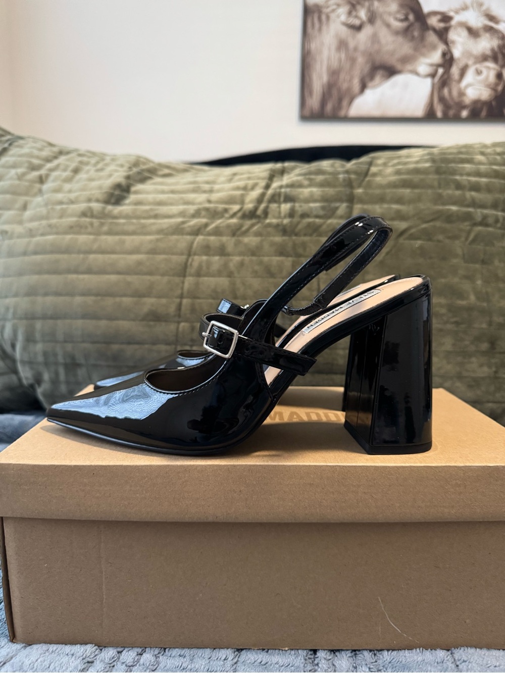 Steve Madden Black Patent Pointed Toe Slingback Pumps - Picture 2 of 2